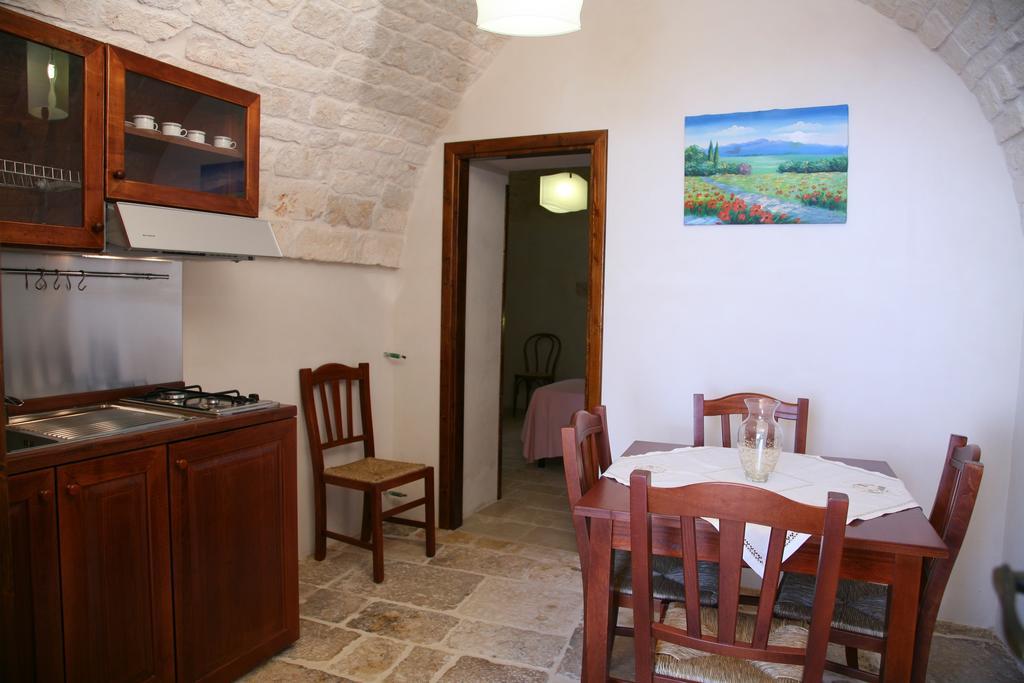 Masseria Montecchie Челье-Мессапика Экстерьер фото