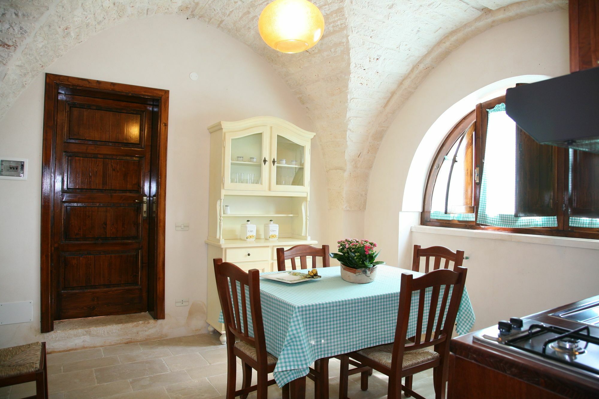 Masseria Montecchie Челье-Мессапика Экстерьер фото